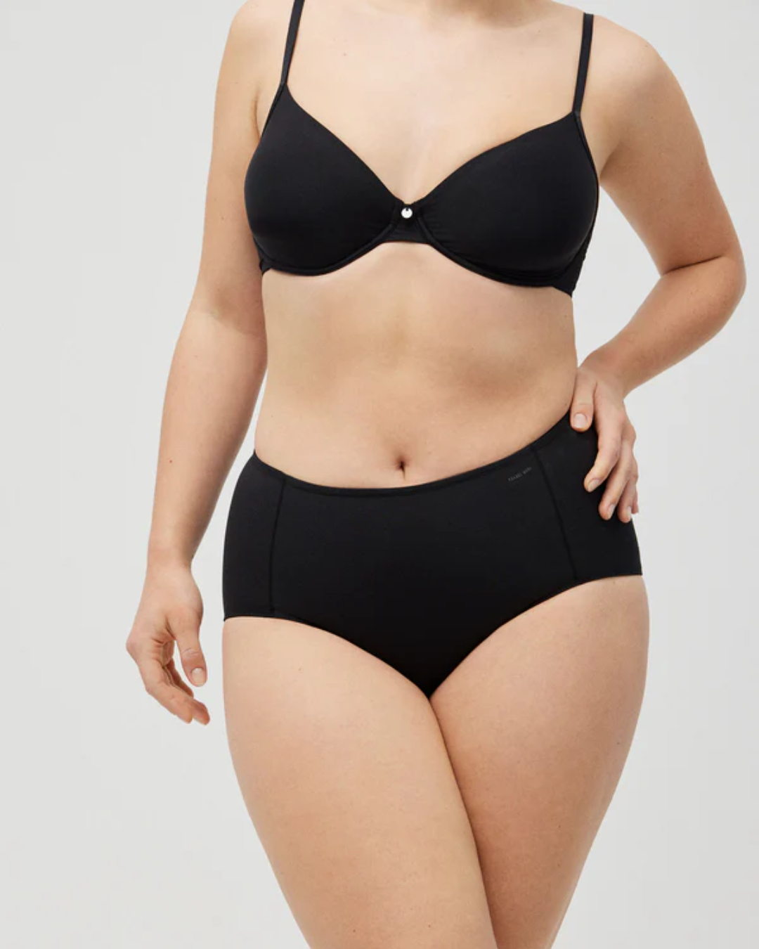 Ysabel Mora Slip Modellante